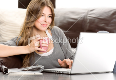 istockphoto_14859093-woman-drinking-coffee